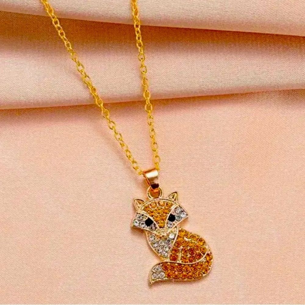 Fancy Fox rhinestone pendant with 20” chain necklace new